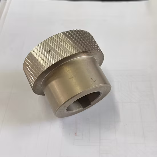 Piezas de eje moleteado de acero inoxidable de aluminio de mecanizado CNC de eje de precisión pequeño personalizado